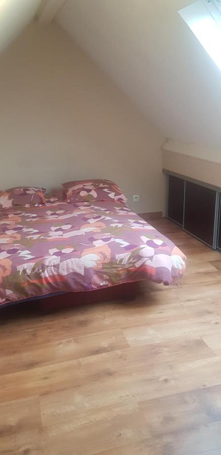 Duplex Dans La Vallee Besancon Bagian luar foto